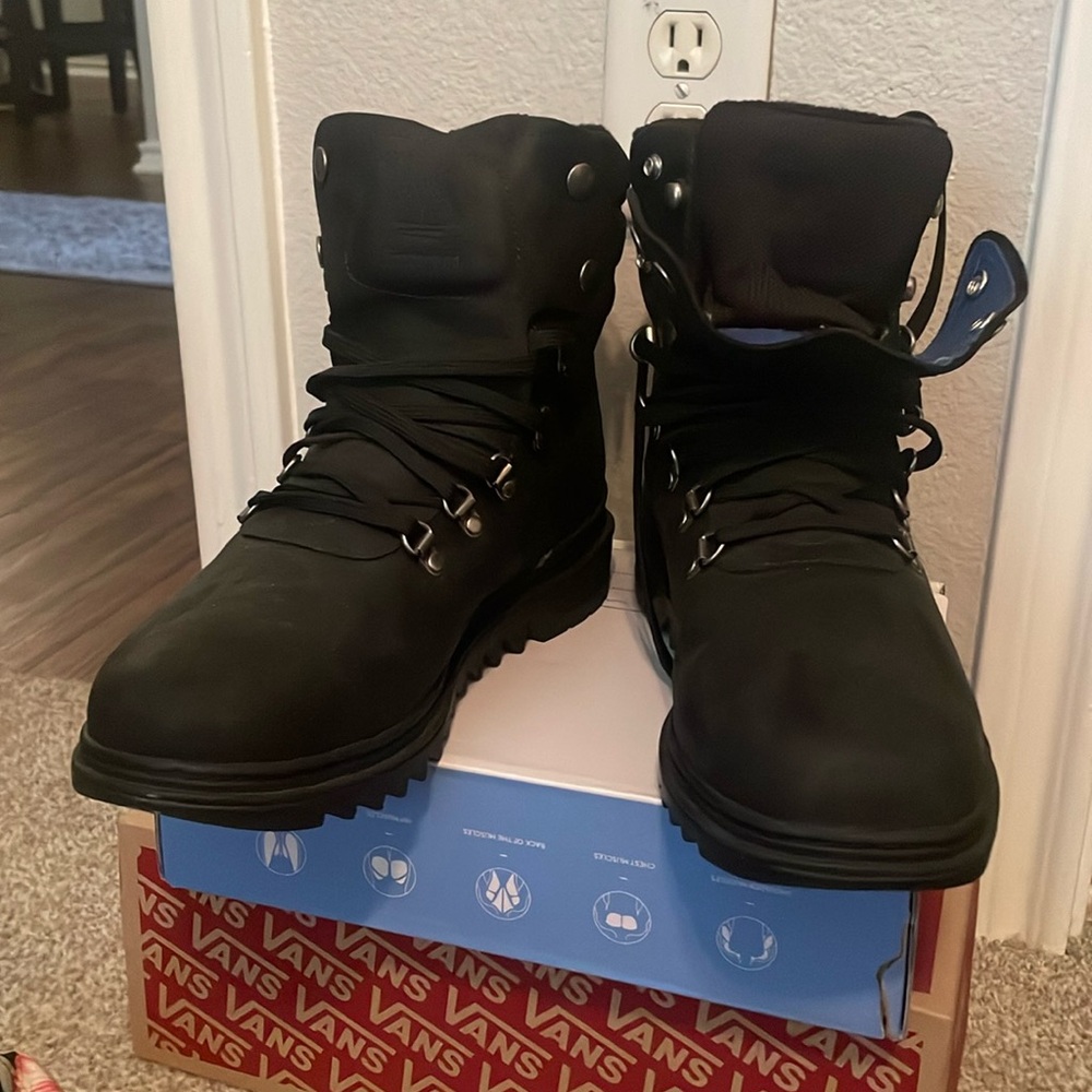 Timberland boots, size 9, black waterproof
